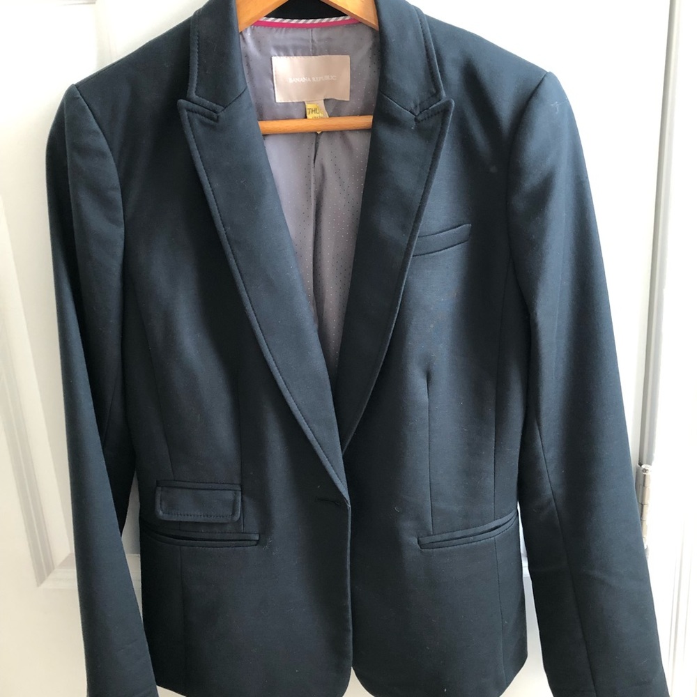 Banana Republic navy blue blazer